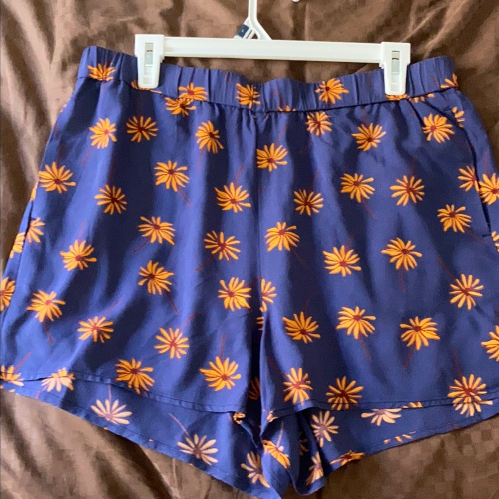 Madewell Floral Printed Pull-On Shorts.